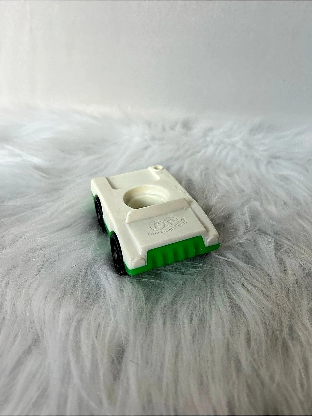 Fisher-Price Little People Play Family Car Toy Vehicle in White & Green